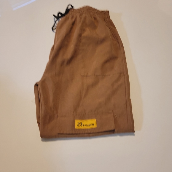 Woman pant - Picture 2 of 10